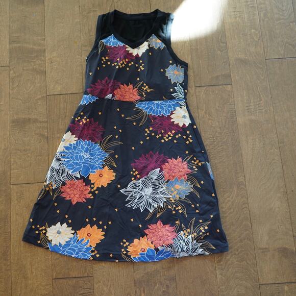 Title Nine Lotus Golf Tennis Mesh Sleeveless Stretch Mini Dress Womens Sz Small - Picture 1 of 10